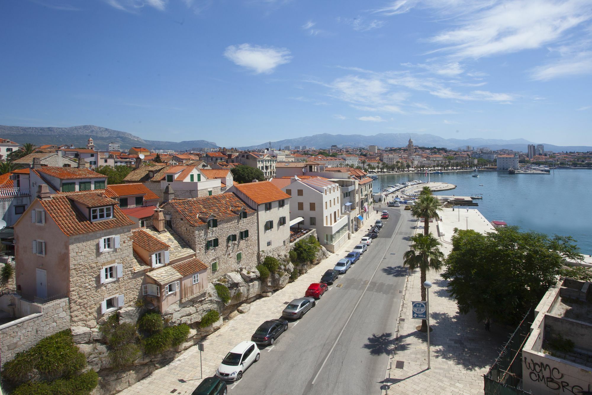 Daky Guest house 4*